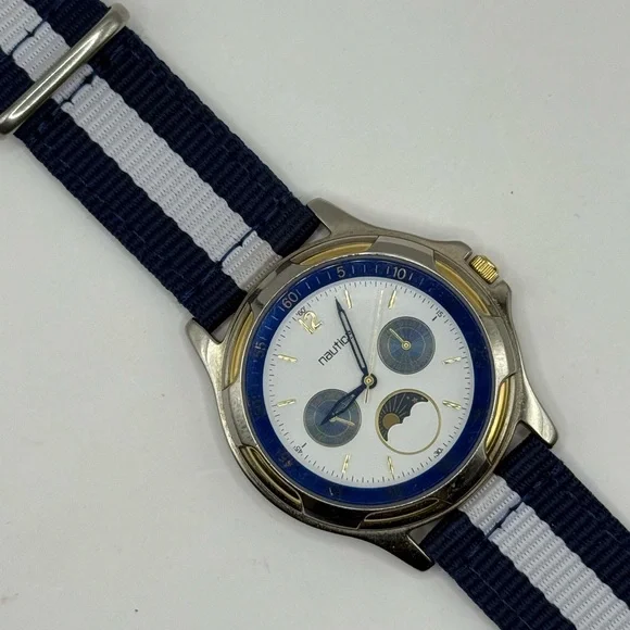 Nautica Vintage Moon Phase Watch 39mm Unisex Blue White Nylon Band (New Battery) - Picture 4 of 13